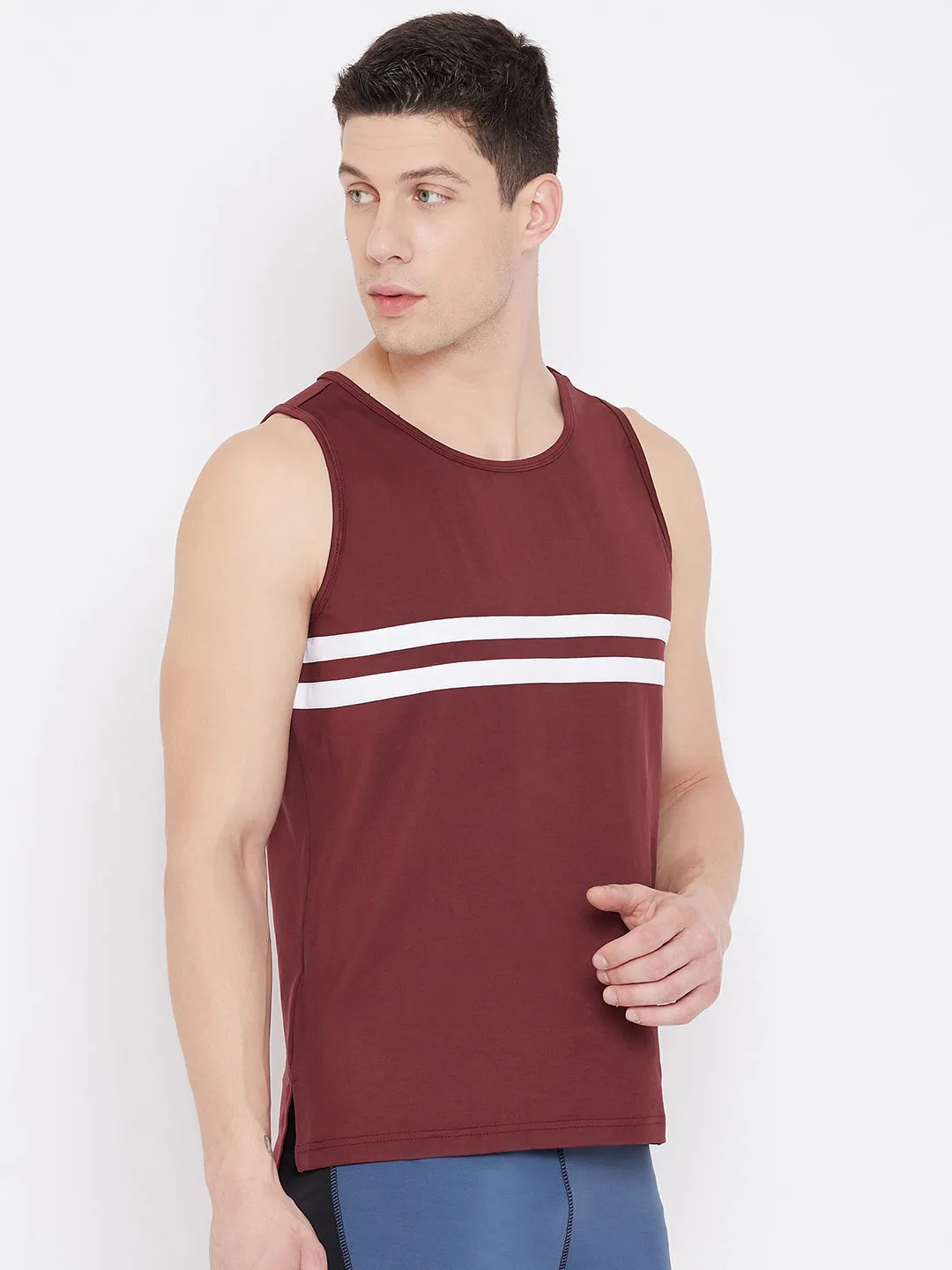 JUMP USA Men Maroon Solid Round Neck Sports T-shirt