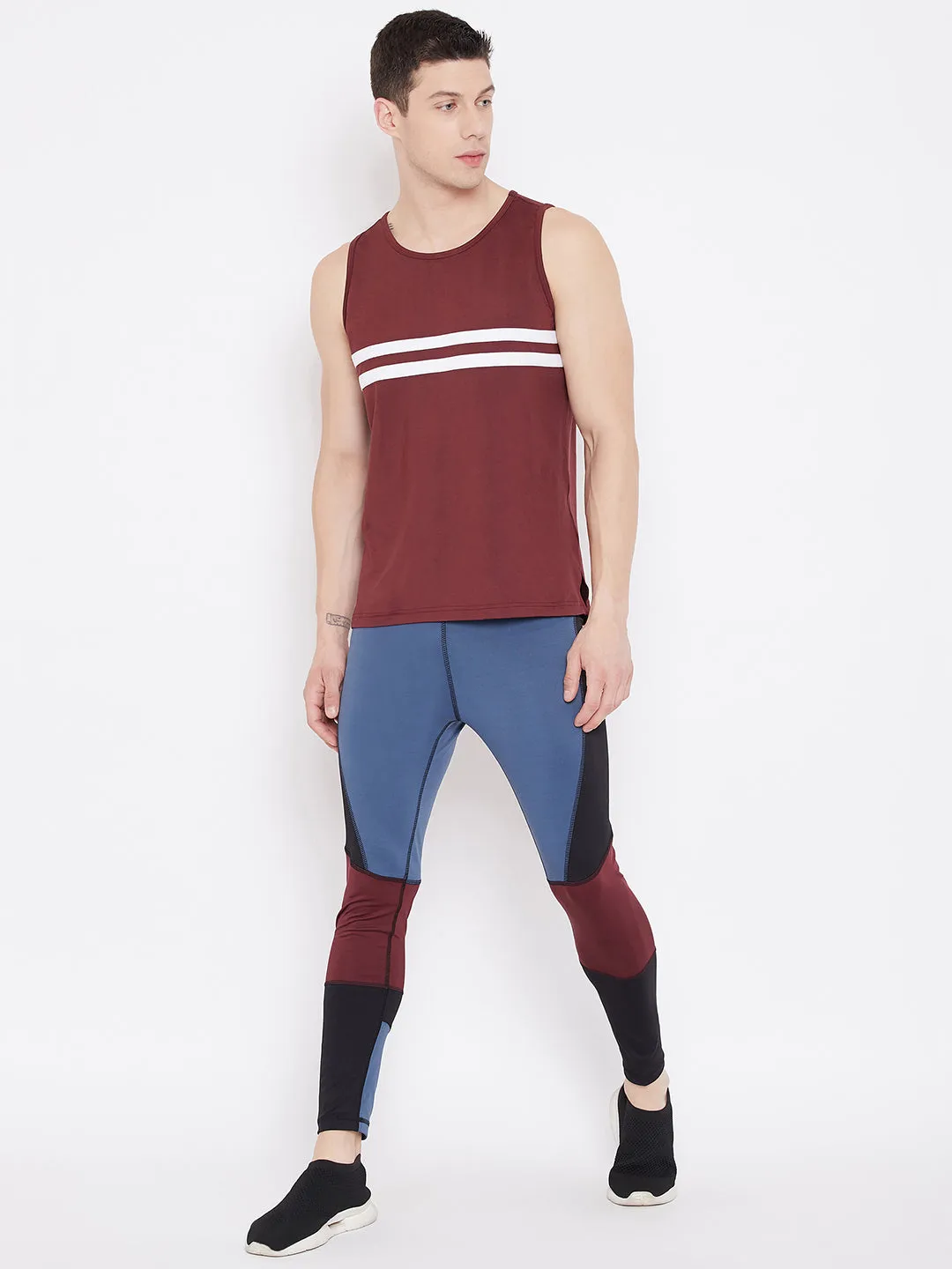 JUMP USA Men Maroon Solid Round Neck Sports T-shirt