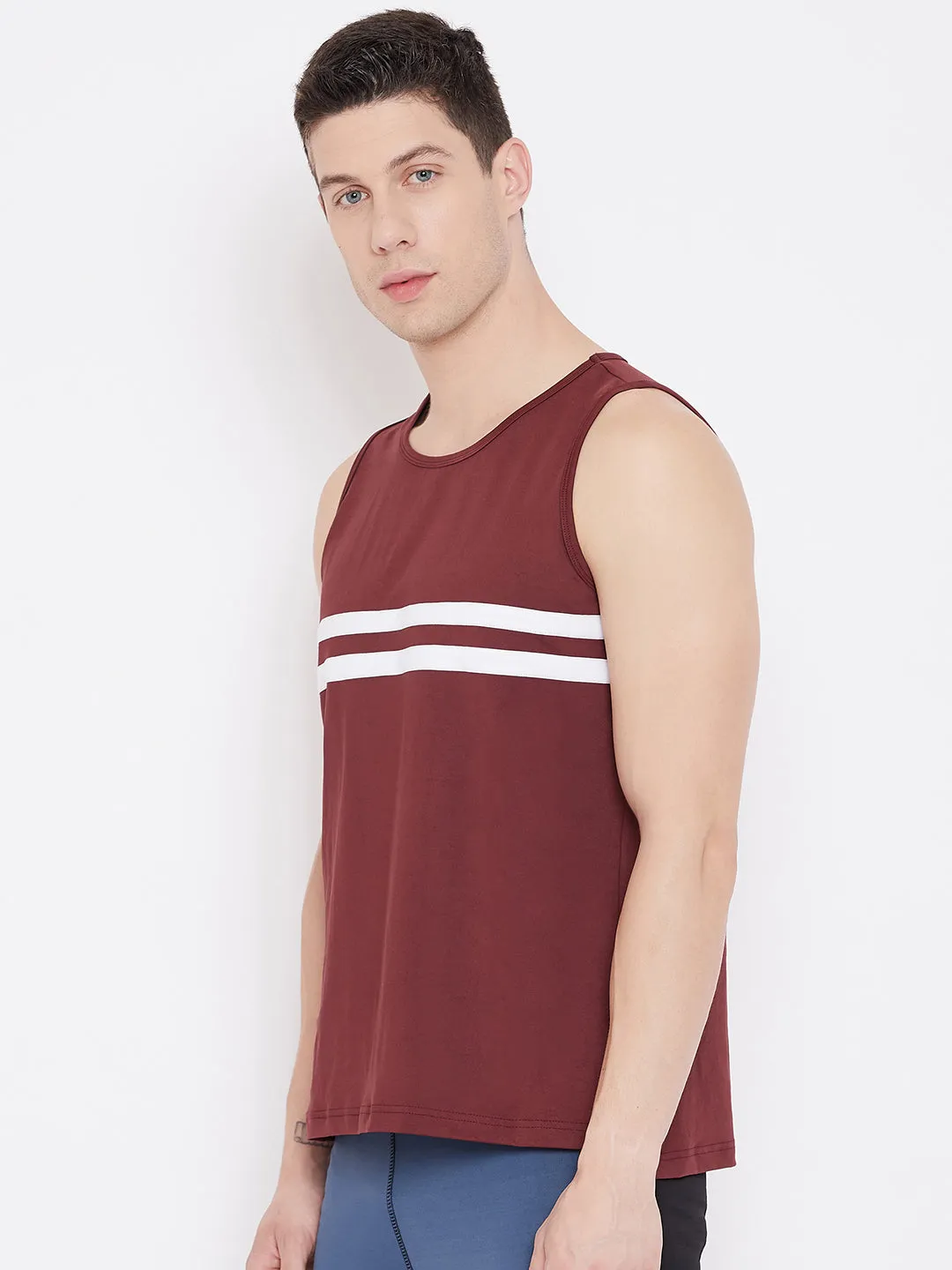 JUMP USA Men Maroon Solid Round Neck Sports T-shirt