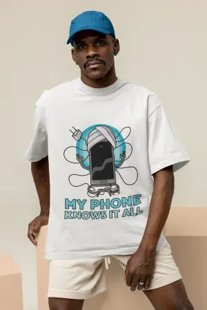 MyPhoneKnowsItAll Oversized T-Shirt