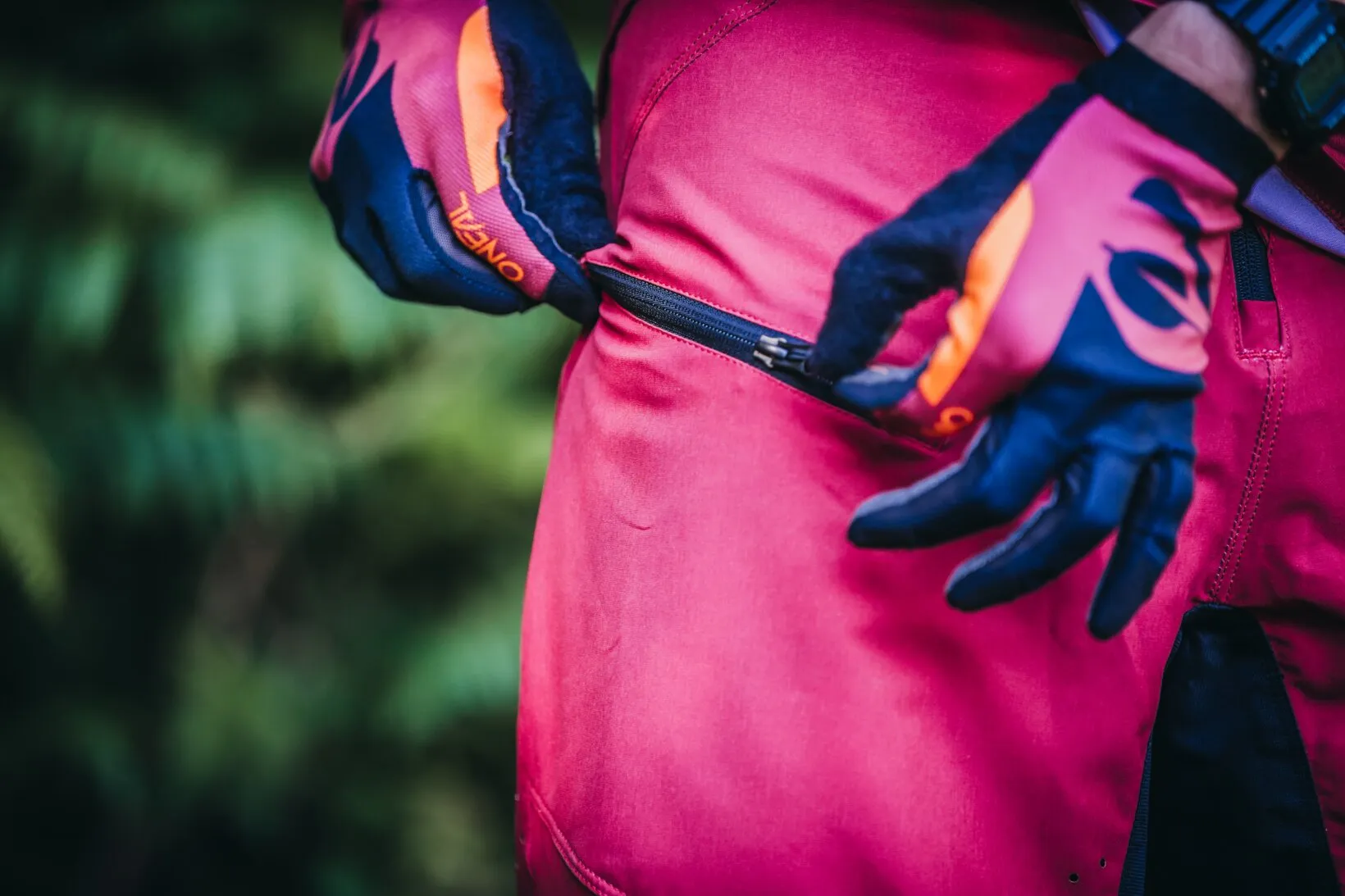 O'NEAL AMX NANOFRONT ALTITUDE GLOVES