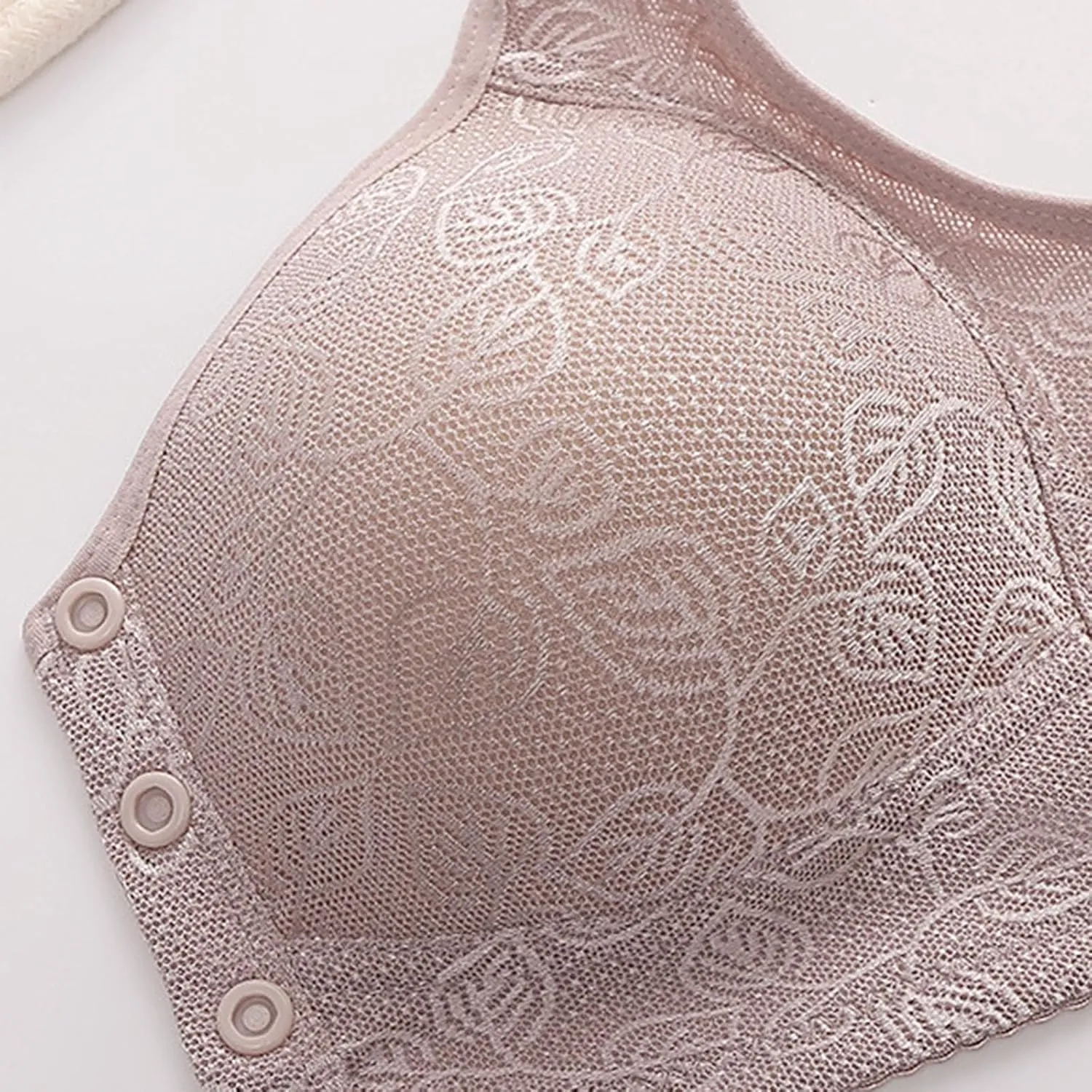 Seamles Bras for Women Plus Size Wirefree Support Bra Everyday Bras No Underwire Comfortable Wireless Padded Bras