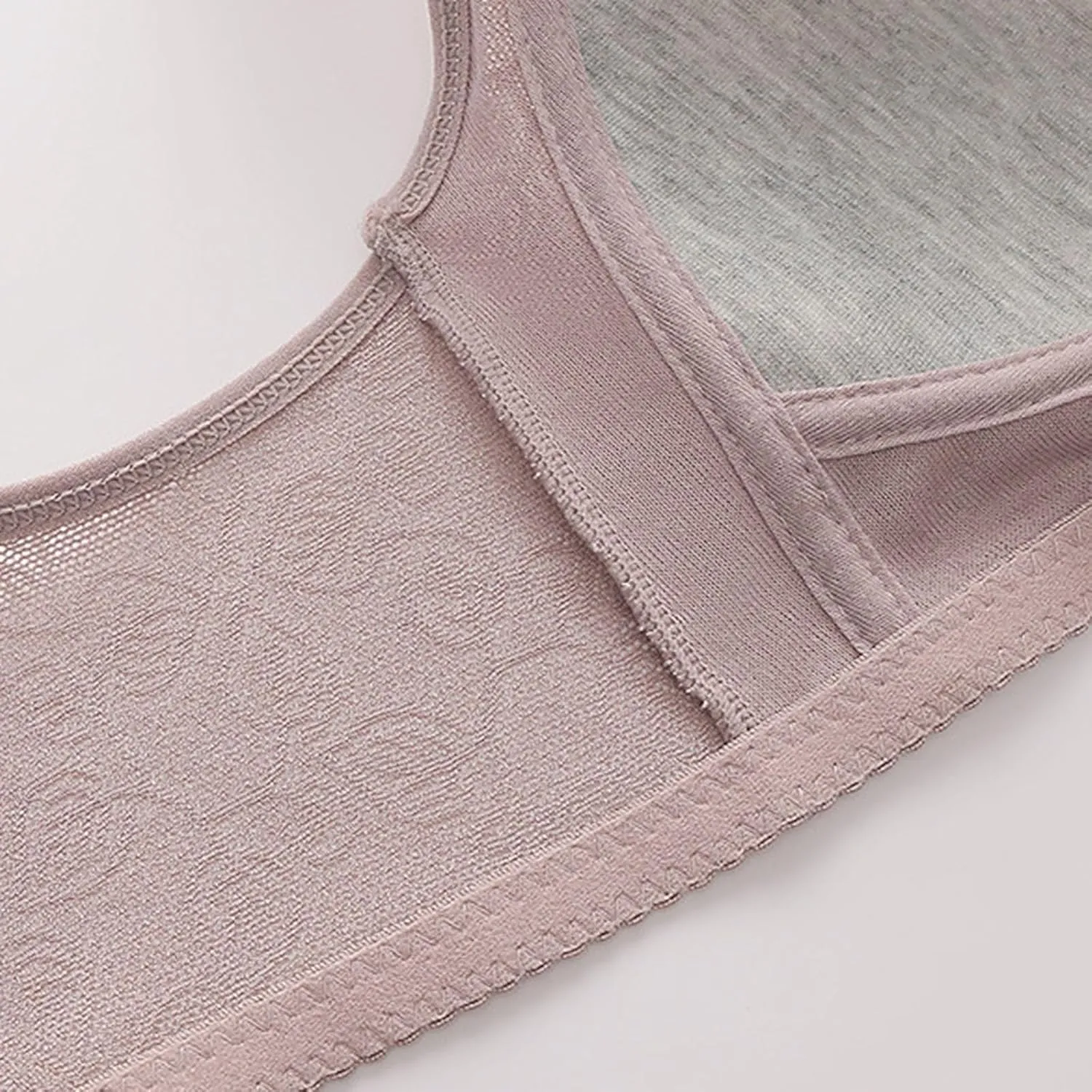 Seamles Bras for Women Plus Size Wirefree Support Bra Everyday Bras No Underwire Comfortable Wireless Padded Bras