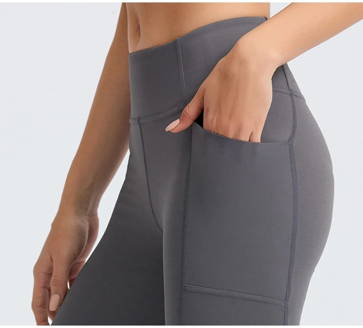 Solid Color Side Pockets Yoga Shorts