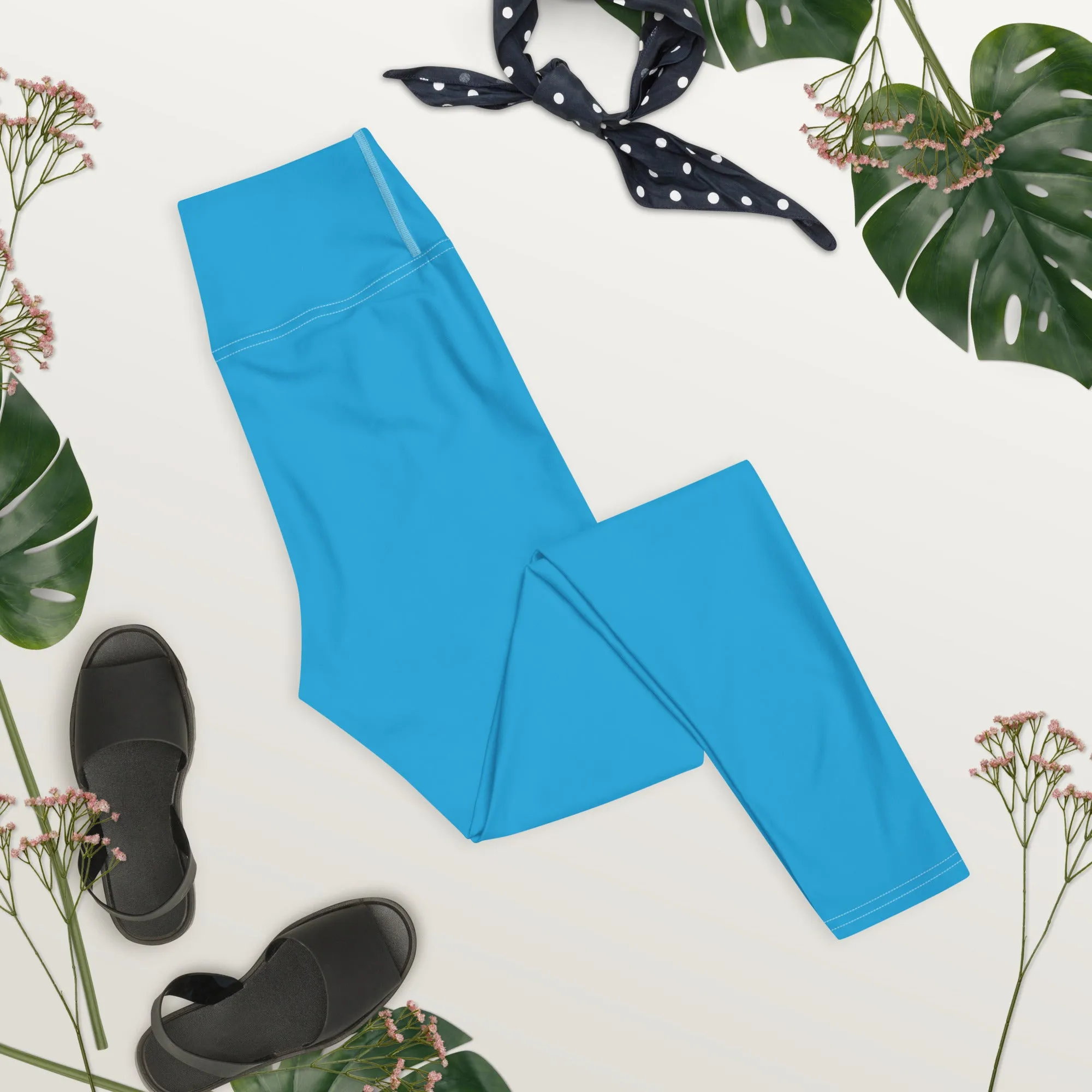 Urban Chic: Women's Solid Color Yoga Pants Leggings - Cyan